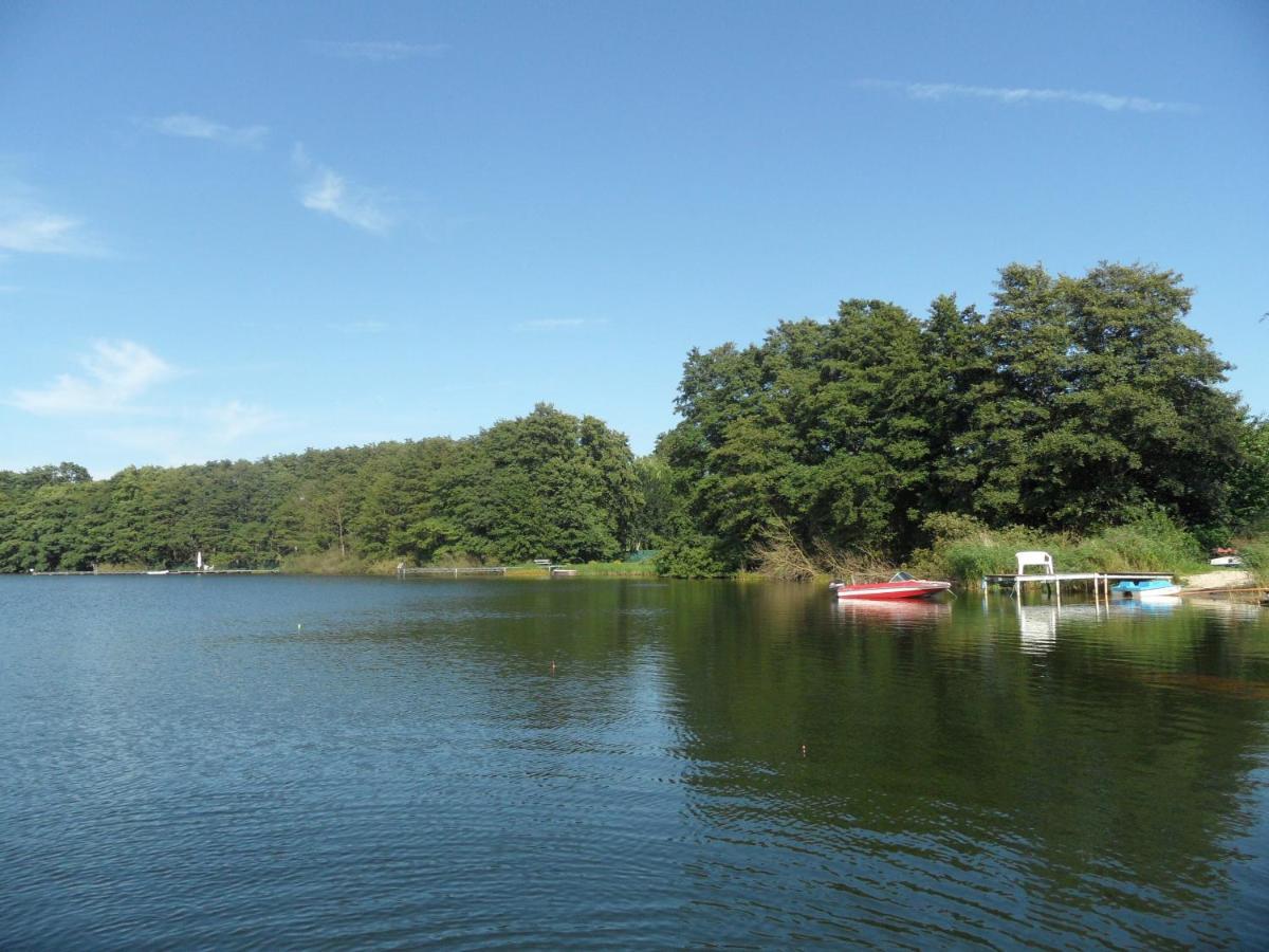 Ferienwohnungen Direkt Am See Bei Den Kaiserbaedern Heringsdorf  Exterior photo